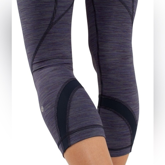 Lululemon Run: Inspire Crop Wee Are From Space Deep Indigo Purple Sz 4 Leggings - Picture 4 of 12